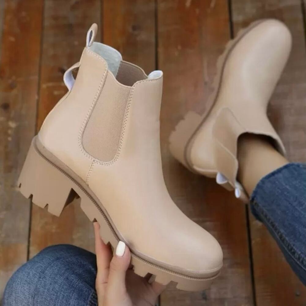 SHEIN Beige Lug Sole Faux Leather Chelsea Boots Block Heel Ankle Booties Size 8